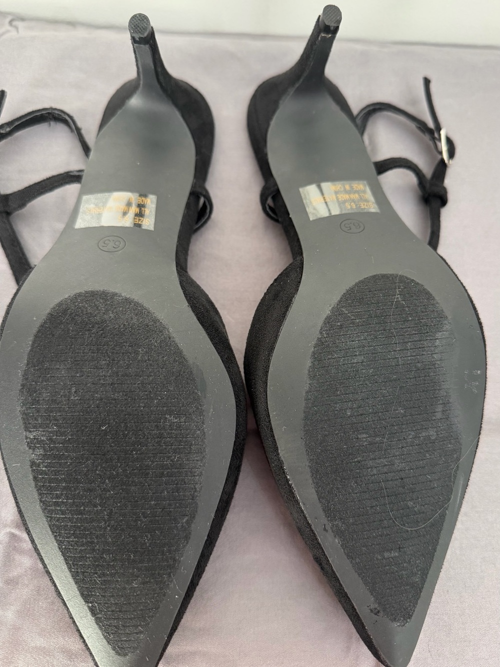 Lulu's Black Slingback Pointed Toe Kitten Heel - Picture 5 of 5